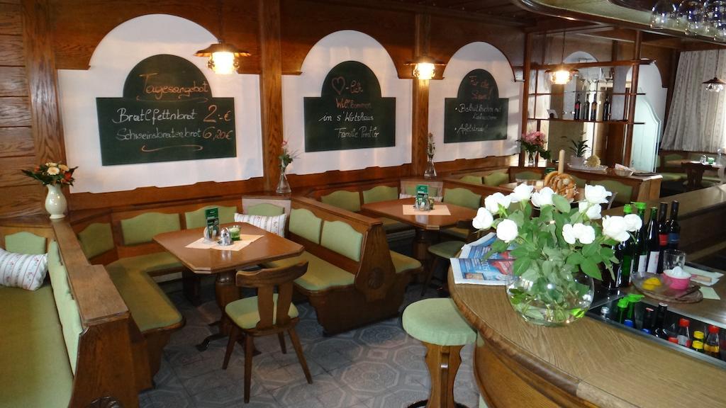 Swirtshaus M&N Hotel Zeltweg Exterior photo
